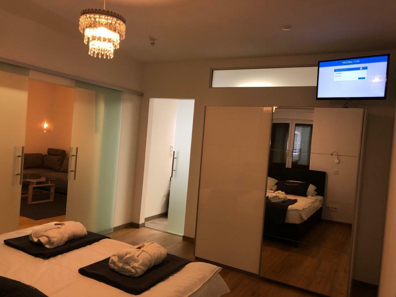 Eifel5Star - Burgfriedstrasse Apartment Даун Екстериор снимка